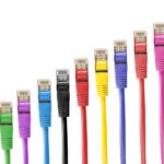 nätverkskablar, med titeln ”Network Cable Management” på Pixabay